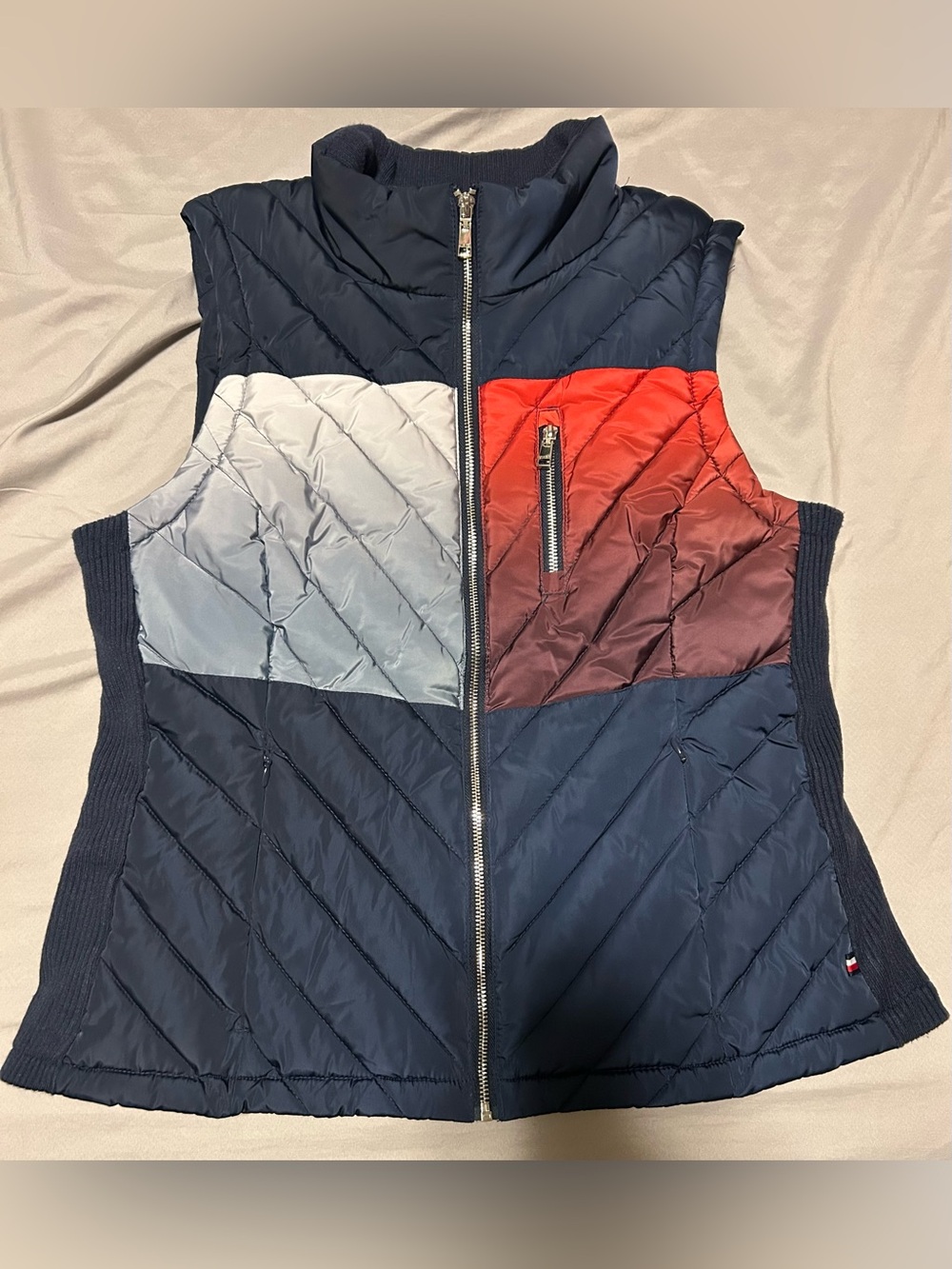 Tommy Hilfiger Navy, Red & Light Gray Quilted Colorblock Puffer Vest-size L